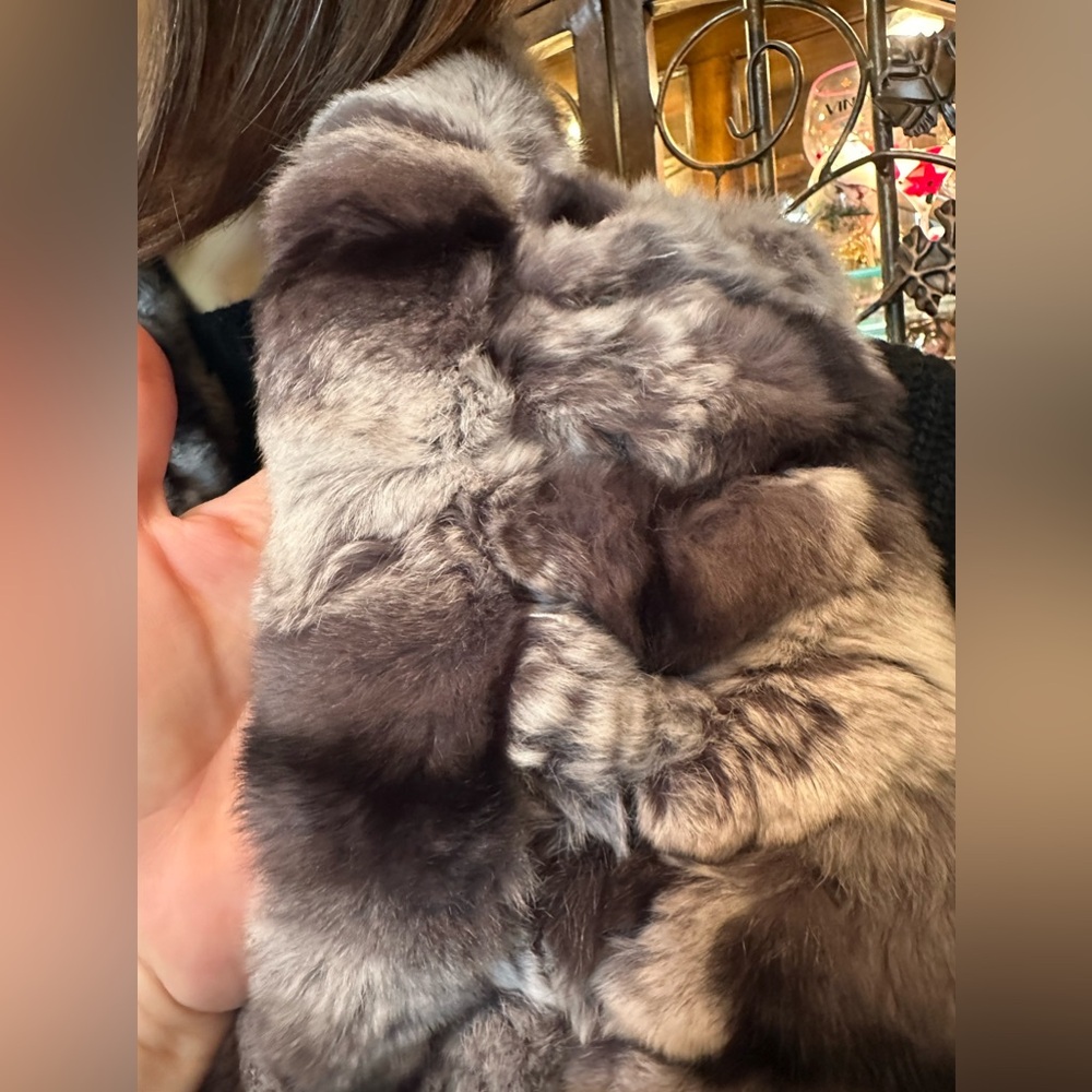 Beautiful Rabbit Scarf - Picture 4 of 5